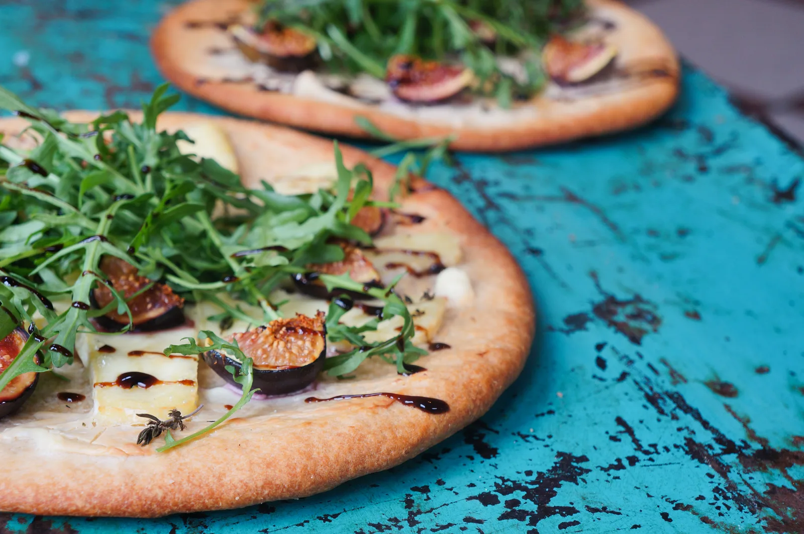 Gezonde pizza's met verse groenten